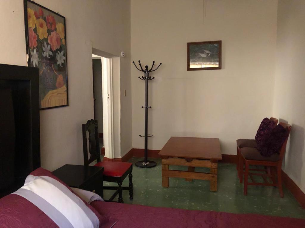 Hostal La Espanola Parras باراس دي لا فونتي المظهر الخارجي الصورة