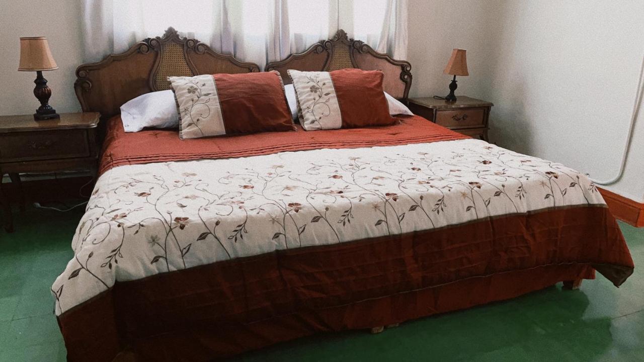 Hostal La Espanola Parras باراس دي لا فونتي المظهر الخارجي الصورة